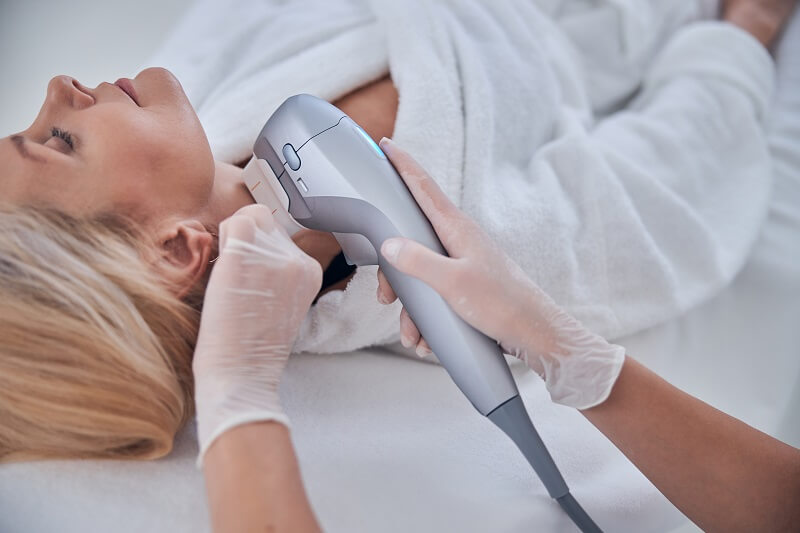 O colágeno é uma proteína crucial para a saúde e a aparência da nossa pele.