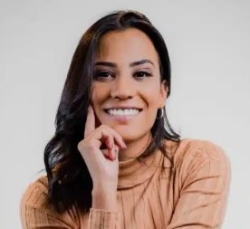 JOANA SIMPLÍCIO